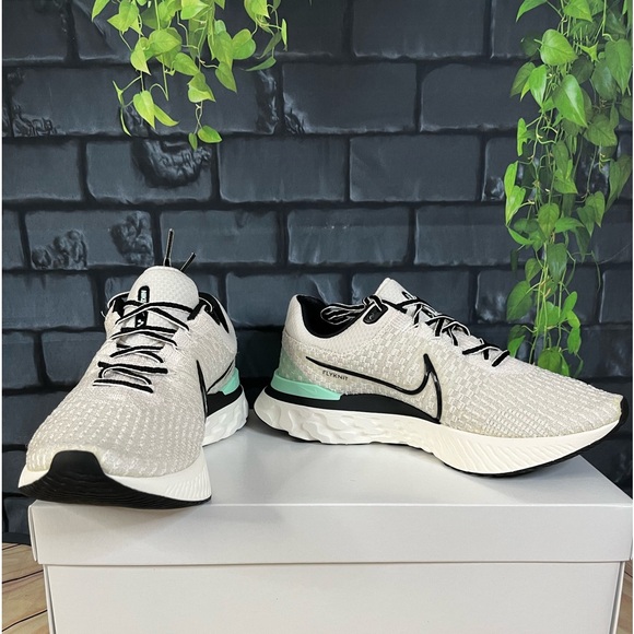 Nike React Infinity Run FK 3 - Picture 2 of 10